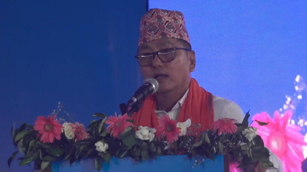 प्रधानमन्त्रीमाथि नेपालमा राजा चाहिन्छ भन्नेको चाहना पूरा गर्ने जिम्मेवारी पनि छः राजेन्द्र लिङदेन