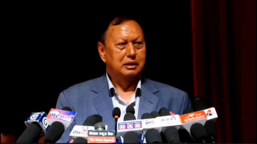 काँग्रेस र प्रजातन्त्रवादीहरूलाई गगन थापासँग सती जान नदिउँ, नयाँ पार्टी निर्माण गरौँः मोहन बस्नेत