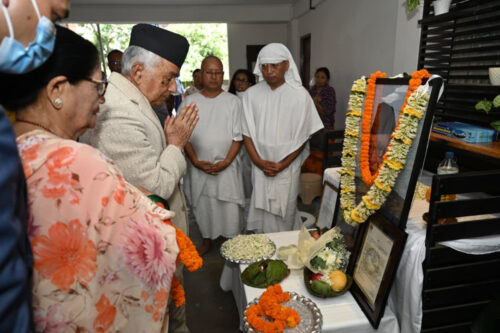 राष्ट्रपति पौडेलद्वारा पूर्वउपप्रधानमन्त्री श्रेष्ठप्रति श्रद्धाञ्जली अर्पण