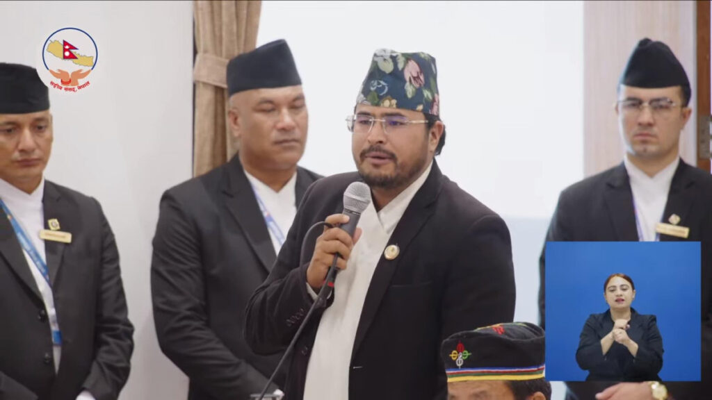 कर्णाली नदीमा यात्रुवाहक गाडी खस्दा पनि सरकारले उद्धारमा चासो नदिएको भन्दै ज्ञानबहादुर शाहीको आक्रोश