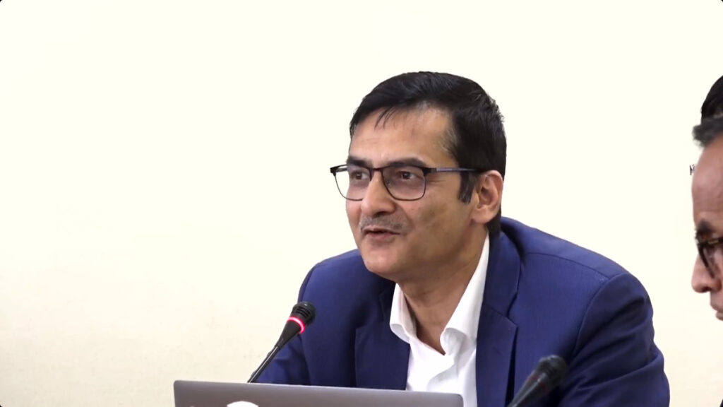 स्वास्थ्य क्षेत्रमा तीन ठूला संरचनागत सुधार गरिँदै, ९० हजार जनशक्ति आवश्यक