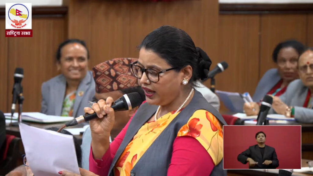 सांसद देवकोटाको प्रश्नः सरकारले गगन थापाको प्रसंशा हुने डरले स्वास्थ्य बीमा कार्यक्रम खारेज गर्न खोजेको हो ?