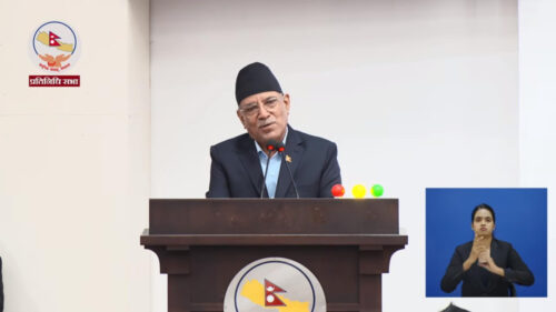 बालेनलाई प्रचण्डले भने– प्रधानमन्त्री आउनुहुन्छ, कसैको अनुहार नहेरी जानुहुन्छ, यो तरिकाले हुँदैन