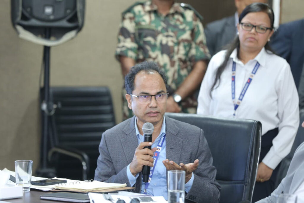 हेलिकप्टरले लैजानुपर्ने ठाउँबाहेक अन्य स्थानमा राहत पुगिसक्यो, उद्धार कार्य जारीः कार्यकारी प्रमुख डा.उप्रेती