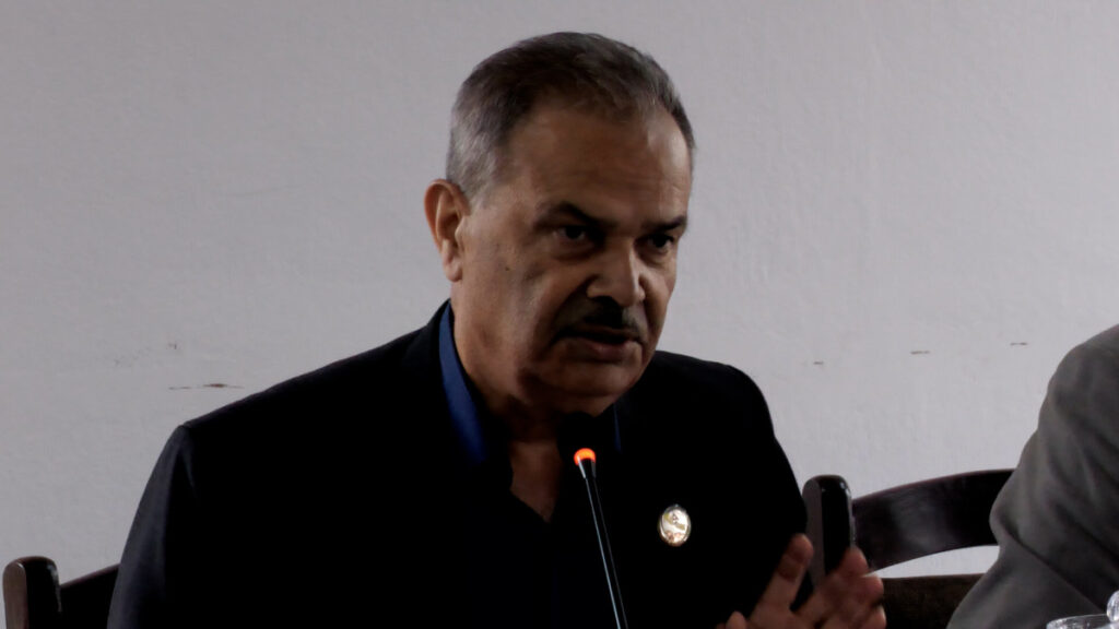 राष्ट्र बैंक गभर्नरको कार्यकाल पाँच वर्ष बनाउन एमाले सांसद कँडेलको प्रश्ताव