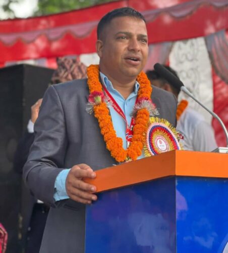 उद्योग वाणिज्य संघको सदस्यमा उम्मेदवारी दर्ता गरेका अधिकारीको घरदैलो अभियान तीव्र ।
