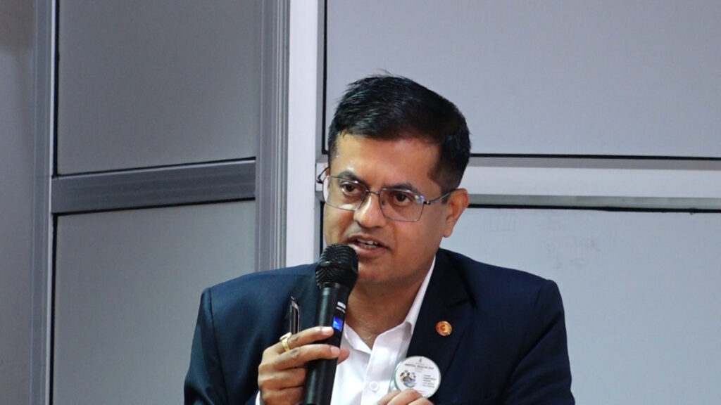 ८० प्रतिशत नागरिकले मानसिक स्वास्थ्य उपचार पाउन सकेका छैनन्ः महानिर्देशक पौडेल