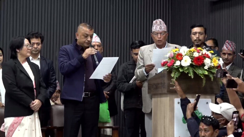 नेपाली काँग्रेसका नवनिर्वाचित सभापति थापाद्वारा शपथ ग्रहण, जिम्मेवारी औपचारिक रूपमा शुरु