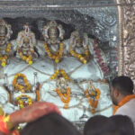 मिथिलामा कोजाग्रत पूर्णिमाको उल्लासः जानकी मन्दिरमा महोत्तरीको रतौलीबाट भित्र्याइयो १०८ भार पाहुर