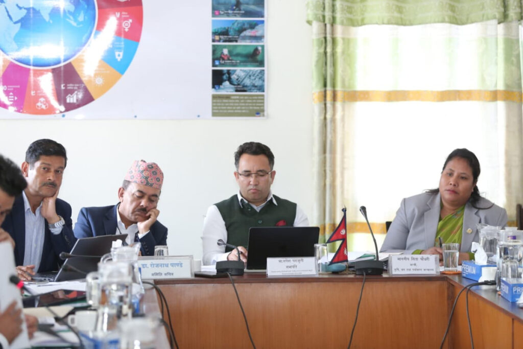कोप–३१ को तयारीका लागि जलवायु परिवर्तनसम्बन्धी सम्मेलन गर्दैछौँः मन्त्री चौधरी