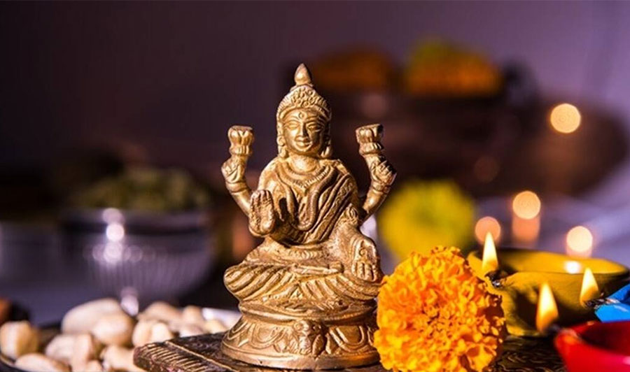 बडा दसैँको अन्तिम दिनः धनधान्यकी देवी महालक्ष्मीको पूजा आराधना गरिँदै